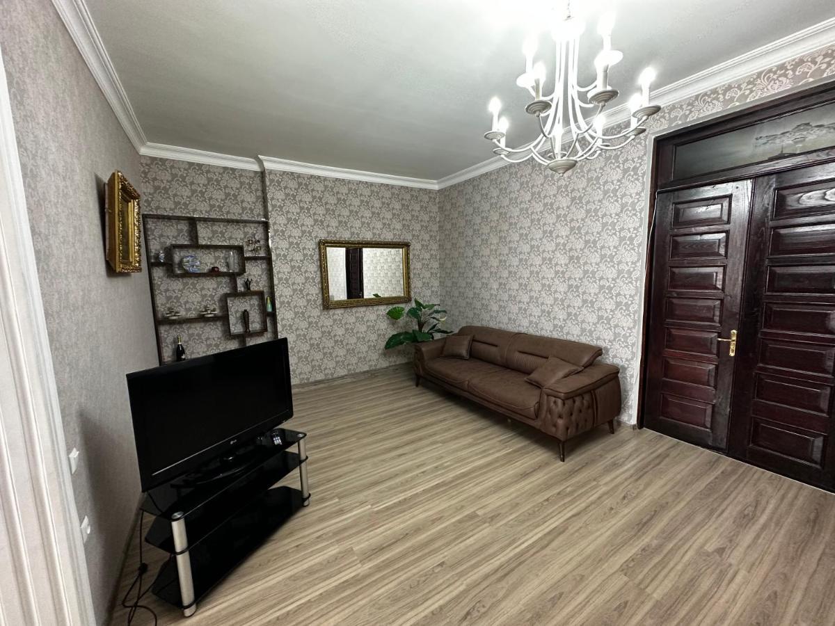 Heart Of Boulvard Apartment Batumi Exterior photo